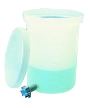 Nalgene™ Lightweight Cylindrical LLDPE Tank with Cover and Spigot